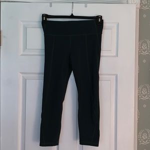 Hunter green workout leggings